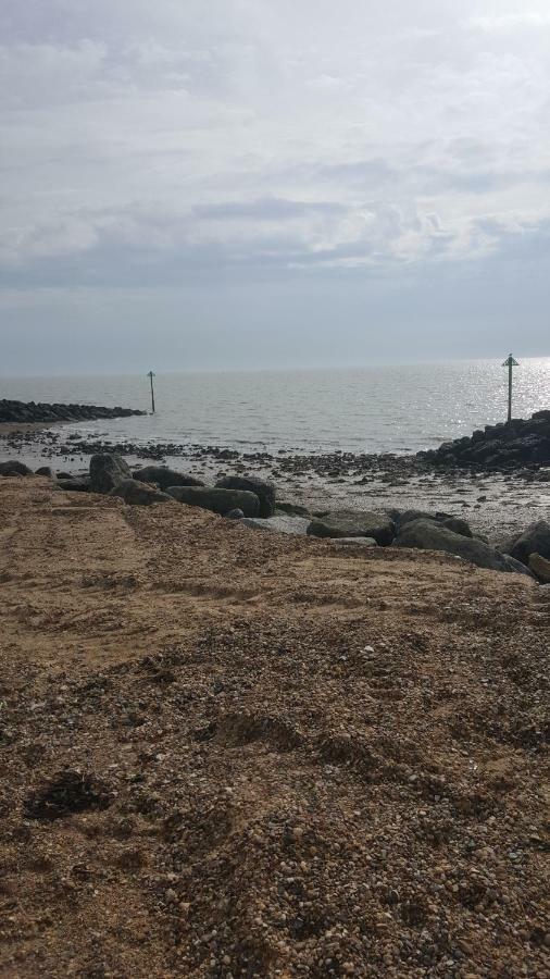 ホテルCaravan Beach Holiday Saint Osyth エクステリア 写真