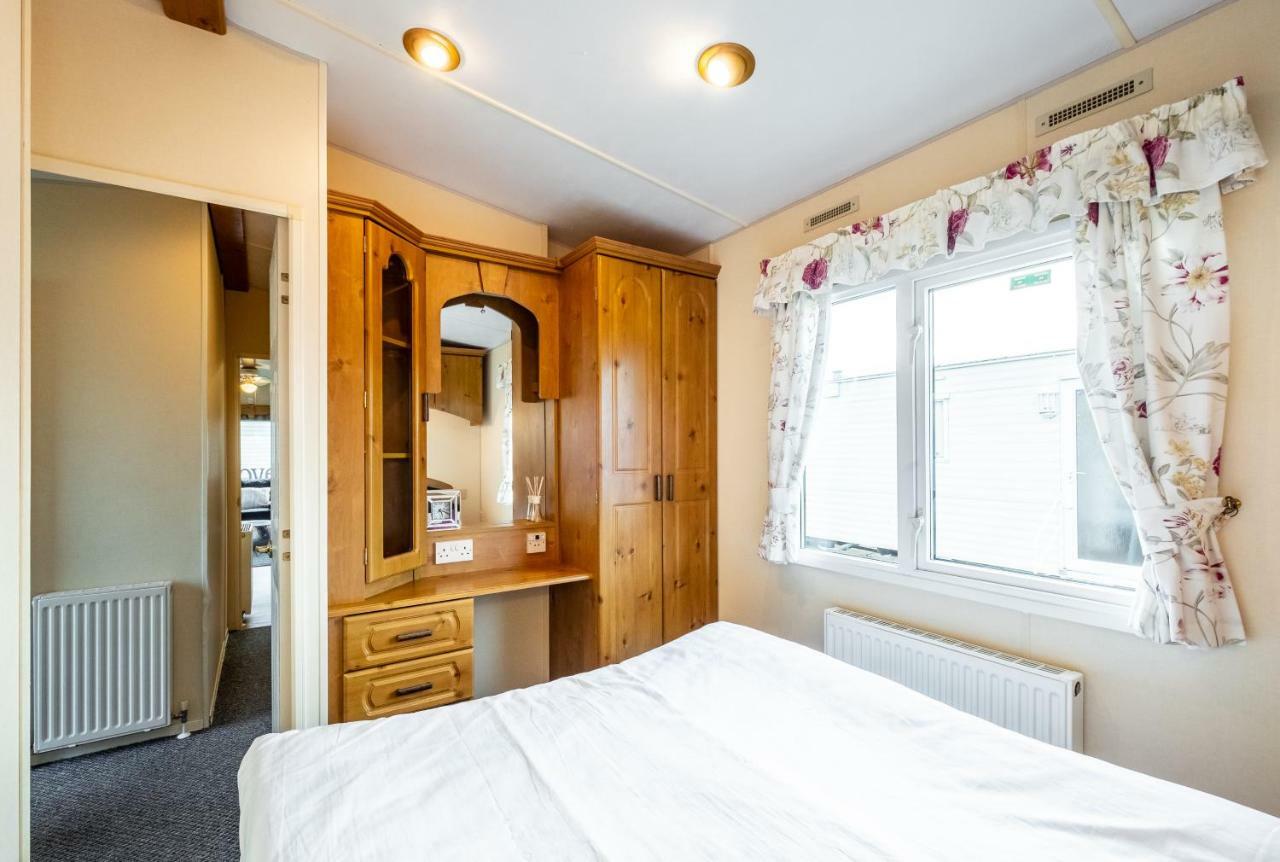 ホテルCaravan Beach Holiday Saint Osyth エクステリア 写真